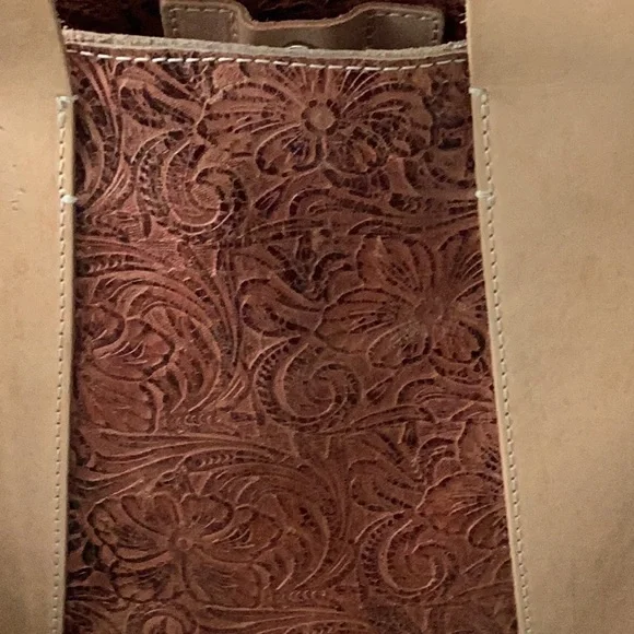 EUC Consuela Sally Carry all Tote - Picture 4 of 13